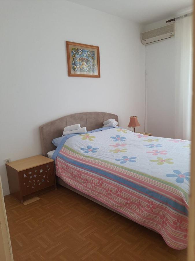 Apartments Andjus Sveti Stefan Bagian luar foto