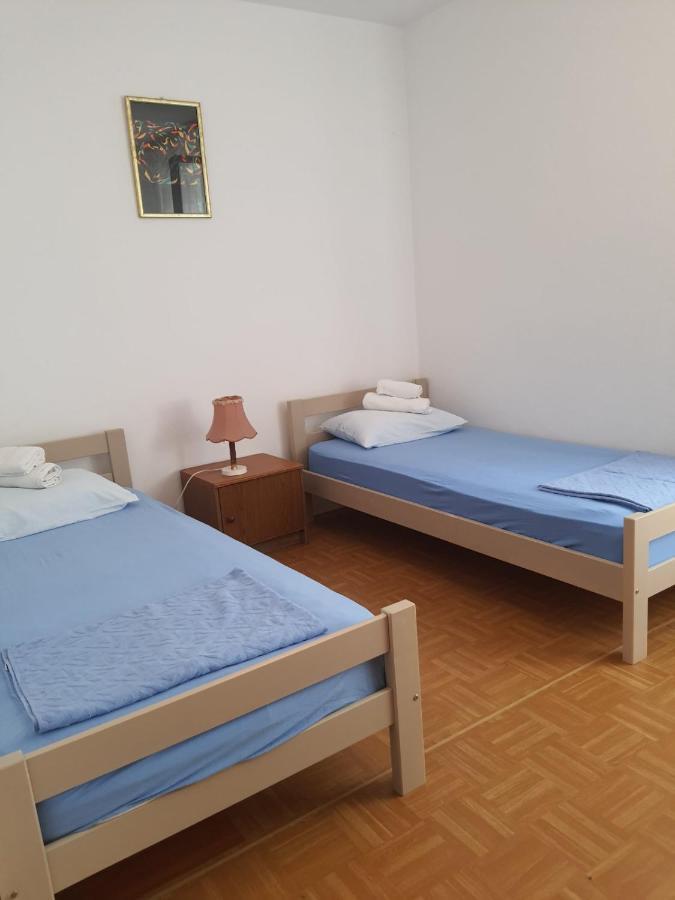 Apartments Andjus Sveti Stefan Bagian luar foto