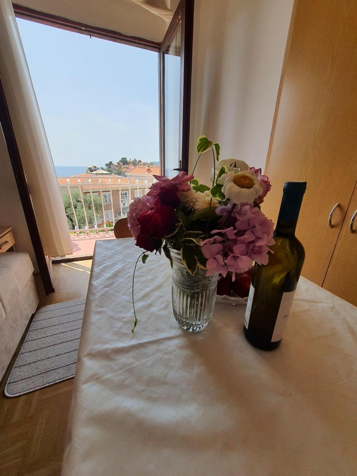Apartments Andjus Sveti Stefan Bagian luar foto
