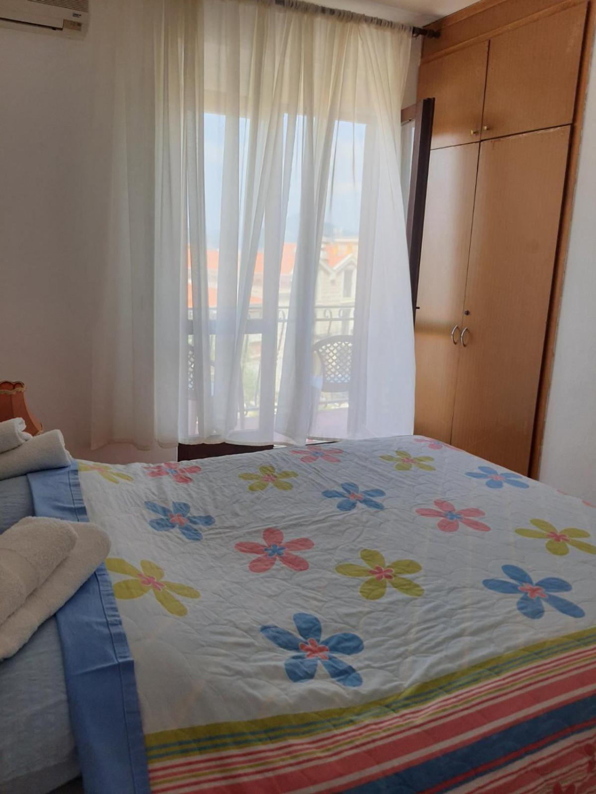 Apartments Andjus Sveti Stefan Bagian luar foto